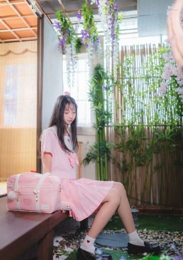 我年轻的嫂子_高清完整版