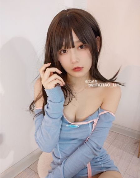 丰满的岳乱妇s级_BD国语最新电影在线观看
