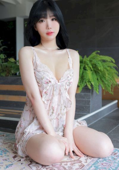 免费看美女洗澡全身光子_剧情片电影完整版