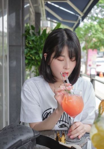 我和闺蜜两口子玩4p_HD天堂在线